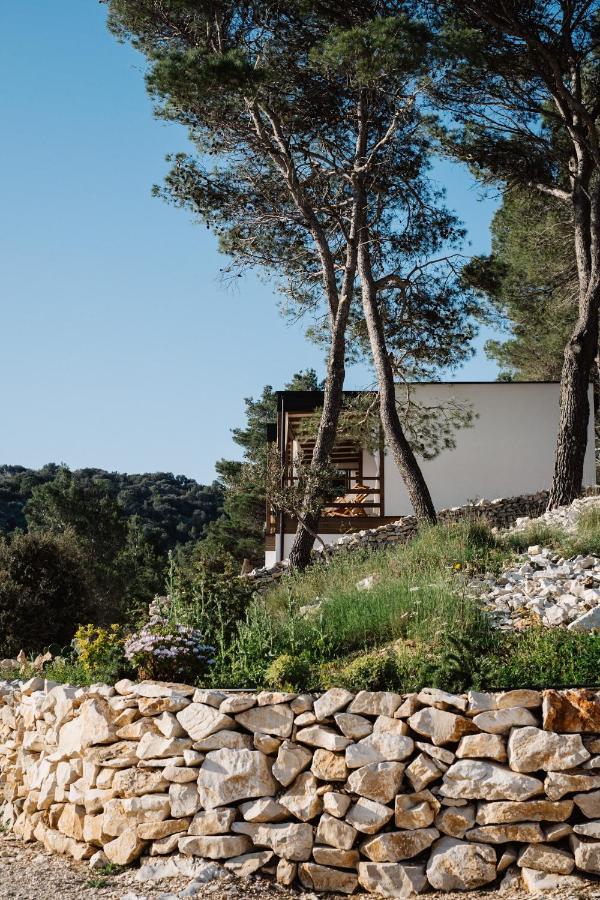 Nature House With A Wooden Porch - Pasika, House Tonka Pucisca Exterior photo